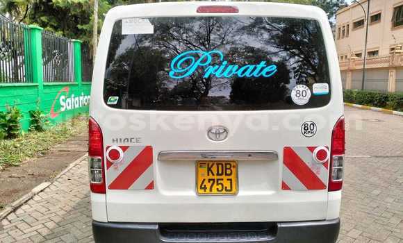 Oofamaa Toyota Hiace White Makiinaa iti Machakos keessatti Nairobi keessatti Oofamaa Toyota Hiace White Makiinaa iti Machakos keessatti Nairobi keessatti