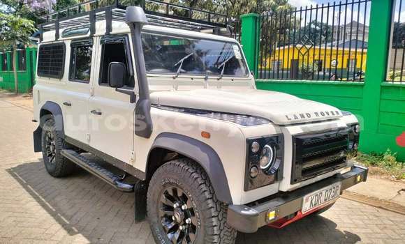 Buy Used Land Rover Defender White Car in Machakos in Nairobi Buy Used Land Rover Defender White Car in Machakos in Nairobi