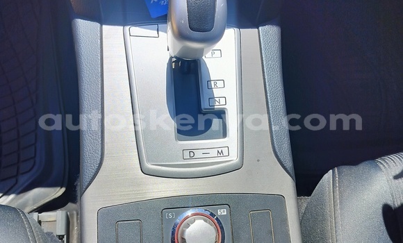 Oofamaa Subaru Legacy White Makiinaa iti Nairobi keessatti Nairobi keessatti Oofamaa Subaru Legacy White Makiinaa iti Nairobi keessatti Nairobi keessatti