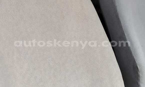 Buy Used Toyota Vitz White Car in Nairobi in Nairobi