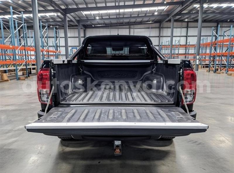Big with watermark toyota hilux west kenya bungoma 28901