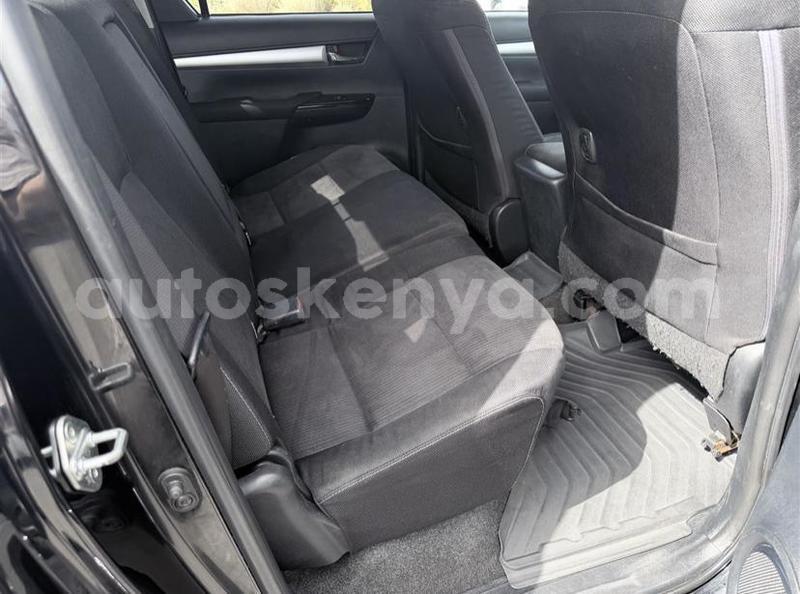 Big with watermark toyota hilux west kenya bungoma 28901