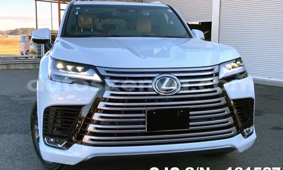 Nunua Mpya Lexus LX Nyeupe Gari ndani ya Nairobi nchini Nairobi Nunua Mpya Lexus LX Nyeupe Gari ndani ya Nairobi nchini Nairobi