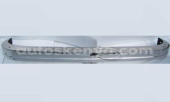 Nunua Karmann Ghia 1972 bumper ndani ya Bomet nchini Bonde la Ufafanuzi Nunua Karmann Ghia 1972 bumper ndani ya Bomet nchini Bonde la Ufafanuzi