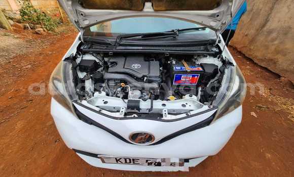 Buy Used Toyota Vitz White Car in Nairobi in Nairobi Buy Used Toyota Vitz White Car in Nairobi in Nairobi