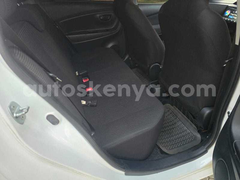 Big with watermark toyota vitz nairobi nairobi 28917