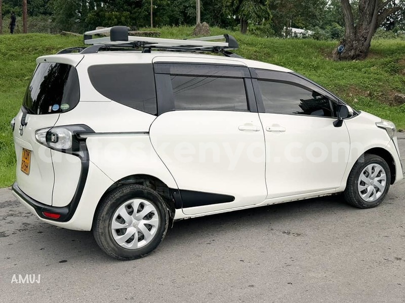 Big with watermark toyota sienta nairobi machakos 28922