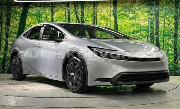 Buy Used Toyota Prius Silver Car in Mombasa in Coastal Kenya