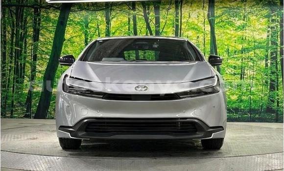 Oofamaa Toyota Prius Silver Makiinaa iti Mombasa keessatti Coastal Kenya keessatti Oofamaa Toyota Prius Silver Makiinaa iti Mombasa keessatti Coastal Kenya keessatti