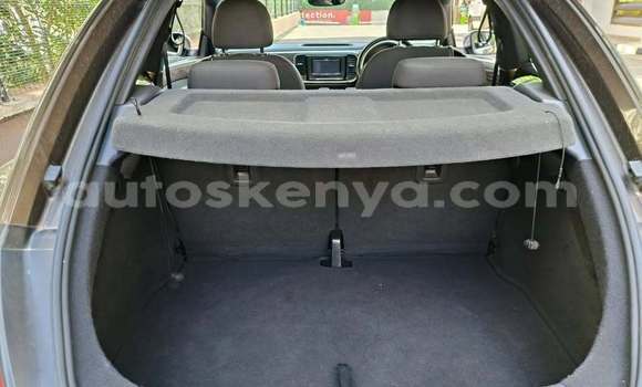 Oofamaa Volkswagen Beetle Brown Makiinaa iti Machakos keessatti Nairobi keessatti Oofamaa Volkswagen Beetle Brown Makiinaa iti Machakos keessatti Nairobi keessatti