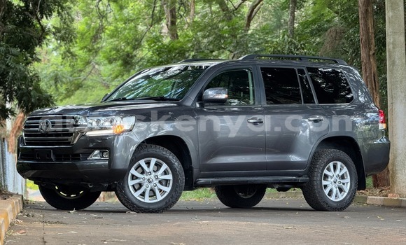 Buy Used Toyota Land Cruiser Black Car in Nairobi in Nairobi