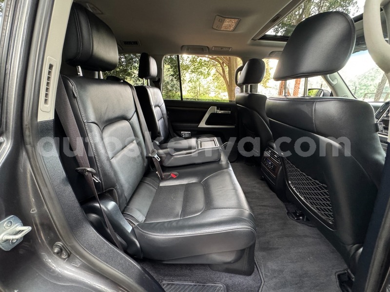 Big with watermark toyota land cruiser nairobi nairobi 28937