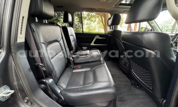 Buy Used Toyota Land Cruiser Black Car in Nairobi in Nairobi Buy Used Toyota Land Cruiser Black Car in Nairobi in Nairobi