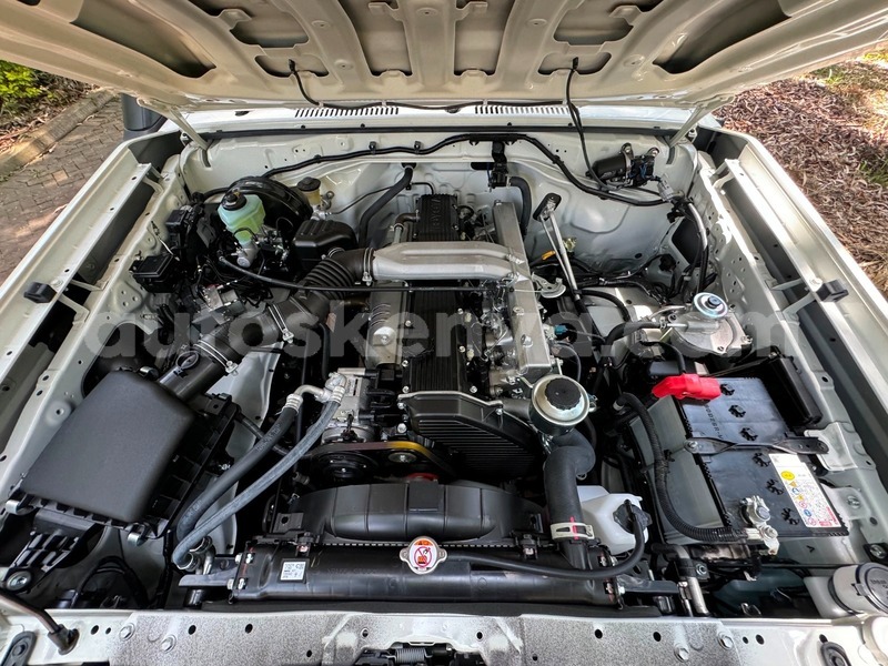 Big with watermark toyota land cruiser nairobi nairobi 28939