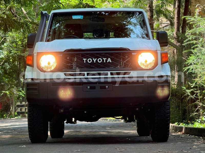 Big with watermark toyota land cruiser nairobi nairobi 28939