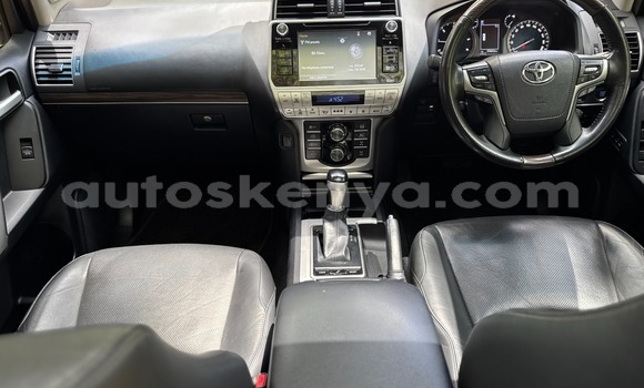 Buy Used Toyota Land Cruiser Prado Silver Car in Nairobi in Nairobi Buy Used Toyota Land Cruiser Prado Silver Car in Nairobi in Nairobi