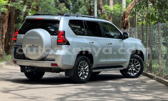 Buy Used Toyota Land Cruiser Prado Silver Car in Nairobi in Nairobi Buy Used Toyota Land Cruiser Prado Silver Car in Nairobi in Nairobi