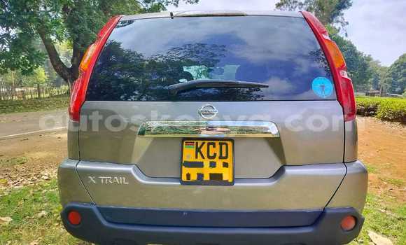 Buy Used Nissan X–Trail Beige Car in Nairobi in Nairobi
