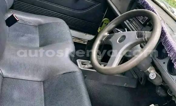 Oofamaa Nissan Datsun White Makiinaa iti Machakos keessatti Nairobi keessatti Oofamaa Nissan Datsun White Makiinaa iti Machakos keessatti Nairobi keessatti