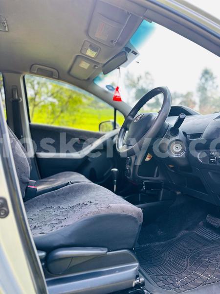 Big with watermark toyota vitz nairobi nairobi 28959