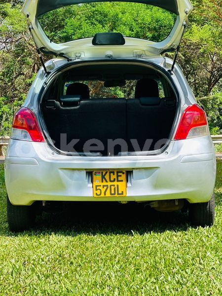 Big with watermark toyota vitz nairobi nairobi 28959