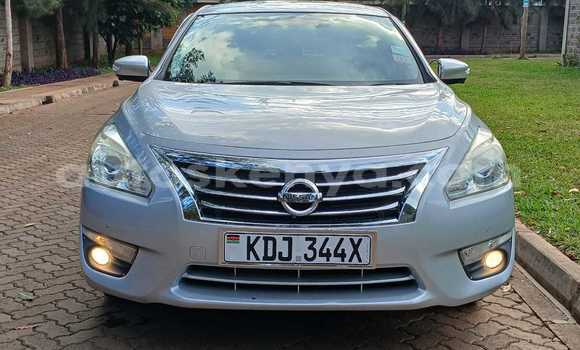 Nunua Ilio tumika Nissan Teana Fedha Gari ndani ya Nairobi nchini Nairobi