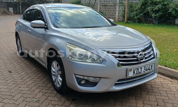 Oofamaa Nissan Teana Silver Makiinaa iti Nairobi keessatti Nairobi keessatti Oofamaa Nissan Teana Silver Makiinaa iti Nairobi keessatti Nairobi keessatti