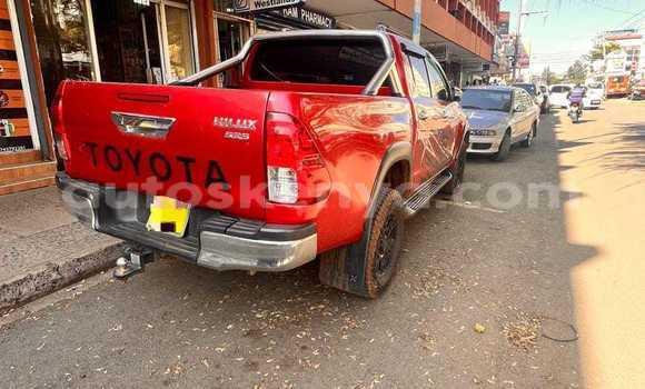 Buy Used Toyota Hilux Red Car in Nairobi in Nairobi