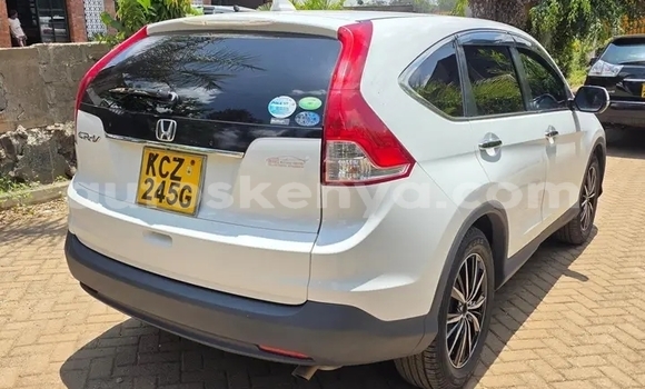 Buy Used Honda CR–V White Car in Changamwe in Coast Buy Used Honda CR–V White Car in Changamwe in Coast