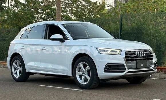 Buy Used Audi Q5 White Car in Changamwe in Coast Buy Used Audi Q5 White Car in Changamwe in Coast