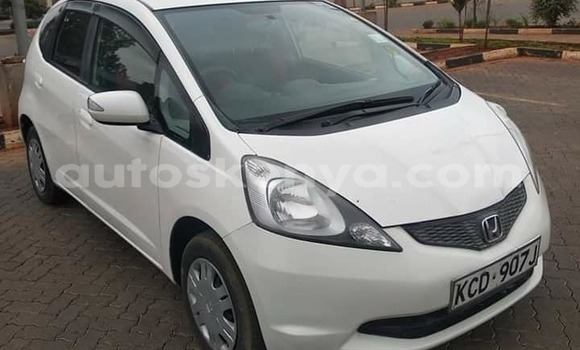 Buy Used Honda Fit White Car in Nairobi in Nairobi Buy Used Honda Fit White Car in Nairobi in Nairobi