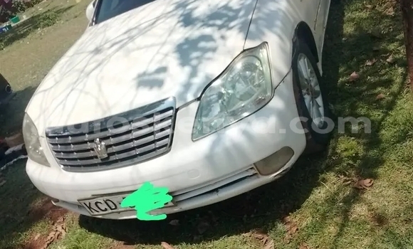 Buy Used Toyota Crown White Car in Changamwe in Coast Buy Used Toyota Crown White Car in Changamwe in Coast