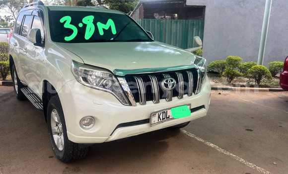 Buy Used Toyota Land Cruiser Prado White Car in Nairobi in Nairobi Buy Used Toyota Land Cruiser Prado White Car in Nairobi in Nairobi