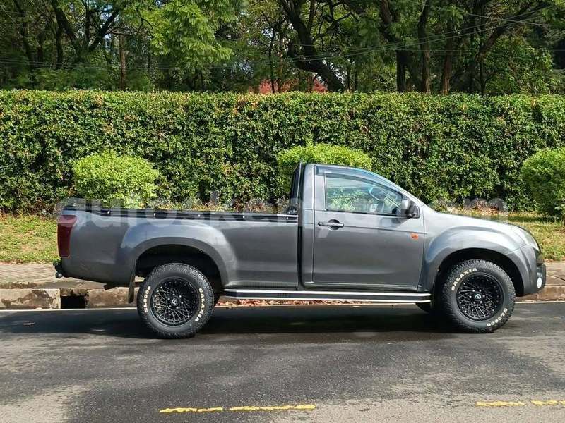 Big with watermark isuzu d max nairobi nairobi 29048