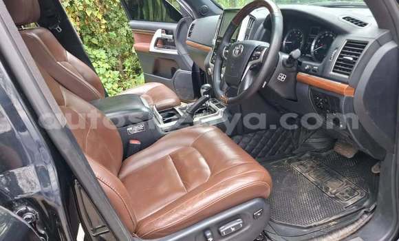 Buy Used Toyota Land Cruiser Prado Black Car in Nairobi in Nairobi Buy Used Toyota Land Cruiser Prado Black Car in Nairobi in Nairobi