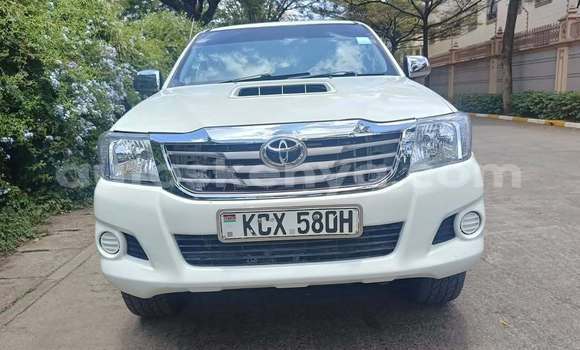Buy Used Toyota Hilux White Car in Nairobi in Nairobi Buy Used Toyota Hilux White Car in Nairobi in Nairobi