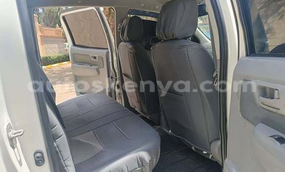 Buy Used Toyota Hilux White Car in Nairobi in Nairobi Buy Used Toyota Hilux White Car in Nairobi in Nairobi