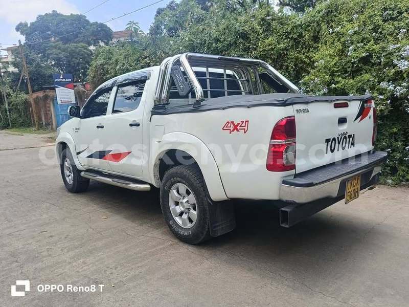 Big with watermark toyota hilux nairobi nairobi 29075