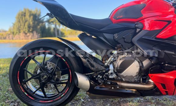 Buy Used Ducati Streetfighter Red Bike in Busia in West Kenya Buy Used Ducati Streetfighter Red Bike in Busia in West Kenya