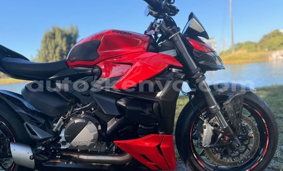 Buy Used Ducati Streetfighter Red Bike in Busia in West Kenya Buy Used Ducati Streetfighter Red Bike in Busia in West Kenya
