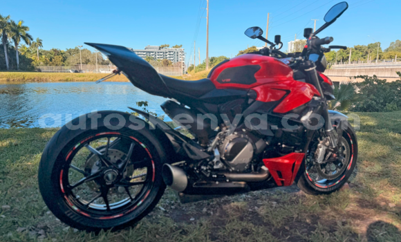 Buy Used Ducati Streetfighter Red Bike in Busia in West Kenya Buy Used Ducati Streetfighter Red Bike in Busia in West Kenya