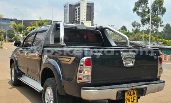 Buy Used Toyota Hiluxe VIGO Green Car in Nairobi in Nairobi Buy Used Toyota Hiluxe VIGO Green Car in Nairobi in Nairobi