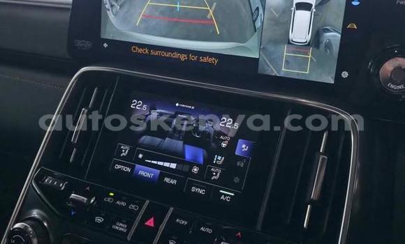 Oofamaa Lexus LX White Makiinaa iti Nairobi keessatti Nairobi keessatti Oofamaa Lexus LX White Makiinaa iti Nairobi keessatti Nairobi keessatti