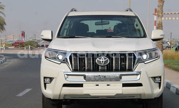 Buy Used Toyota Land Cruiser Prado White Car in Nairobi in Nairobi