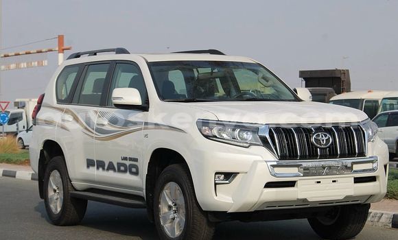 Buy Used Toyota Land Cruiser Prado White Car in Nairobi in Nairobi Buy Used Toyota Land Cruiser Prado White Car in Nairobi in Nairobi