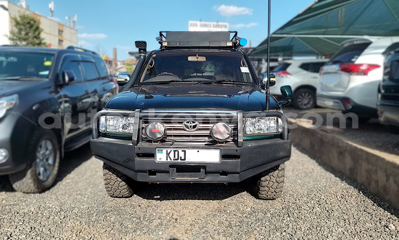 Oofamaa Toyota Land Cruiser Green Makiinaa iti Nairobi keessatti Nairobi keessatti Oofamaa Toyota Land Cruiser Green Makiinaa iti Nairobi keessatti Nairobi keessatti