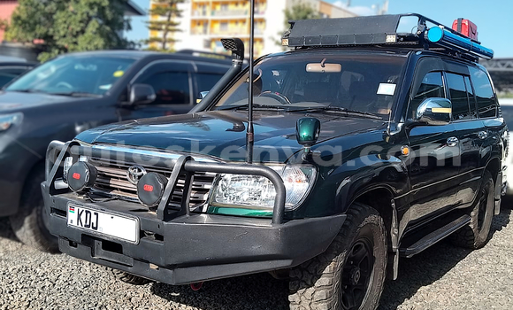 Oofamaa Toyota Land Cruiser Green Makiinaa iti Nairobi keessatti Nairobi keessatti Oofamaa Toyota Land Cruiser Green Makiinaa iti Nairobi keessatti Nairobi keessatti