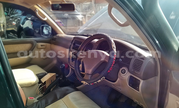 Oofamaa Toyota Land Cruiser Green Makiinaa iti Nairobi keessatti Nairobi keessatti Oofamaa Toyota Land Cruiser Green Makiinaa iti Nairobi keessatti Nairobi keessatti