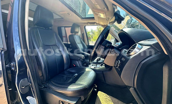 Oofamaa Land Rover Discovery Blue Makiinaa iti Nairobi keessatti Nairobi keessatti Oofamaa Land Rover Discovery Blue Makiinaa iti Nairobi keessatti Nairobi keessatti