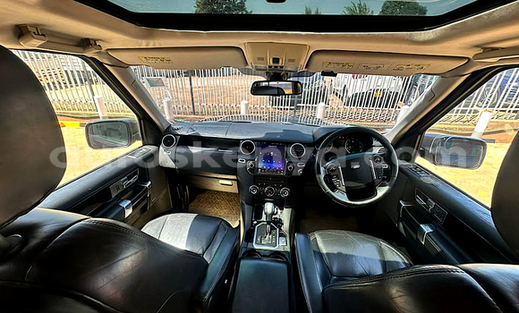 Oofamaa Land Rover Discovery Blue Makiinaa iti Nairobi keessatti Nairobi keessatti Oofamaa Land Rover Discovery Blue Makiinaa iti Nairobi keessatti Nairobi keessatti